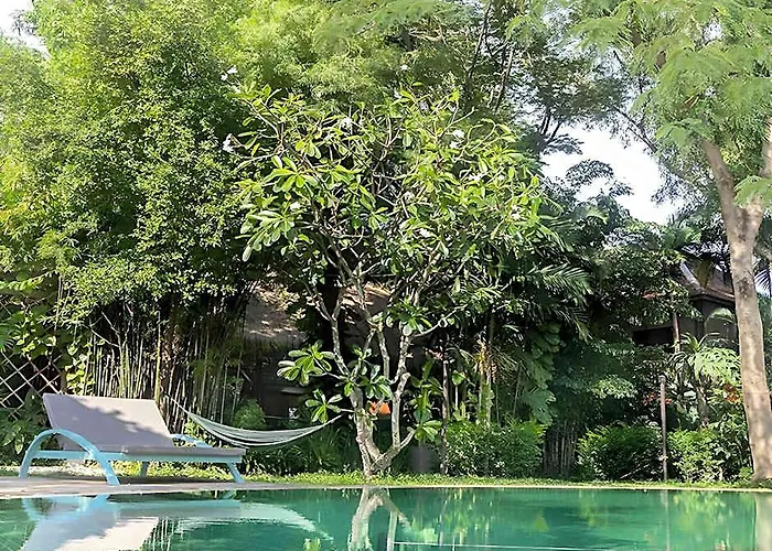 Hotel Through The Looking Glass Wellness Retreat 5*